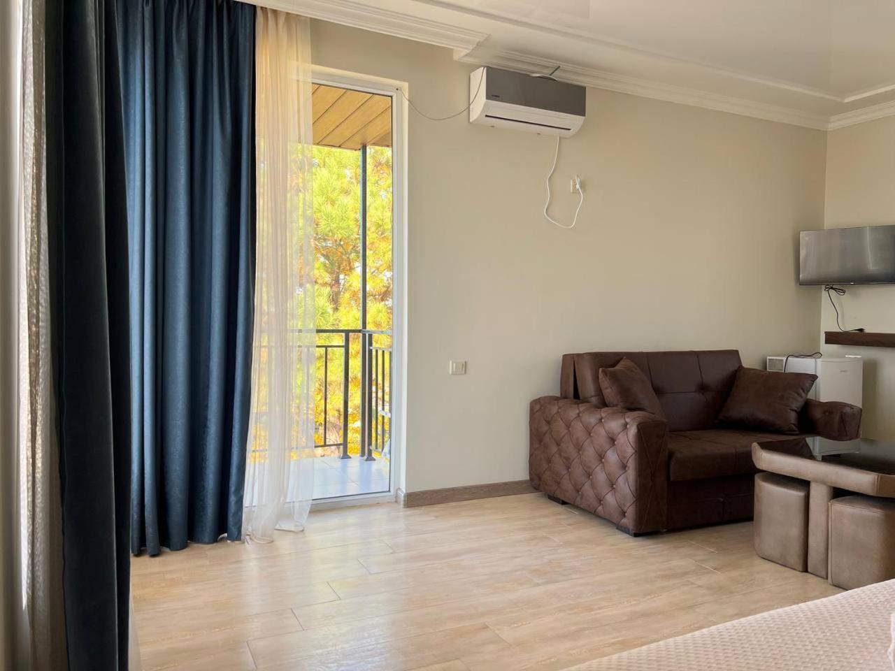 Gt House Batumi Hotel Luaran gambar